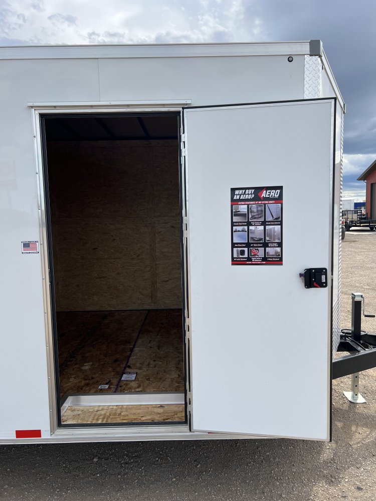 8' 6"x28' AERO Enclosed Cargo