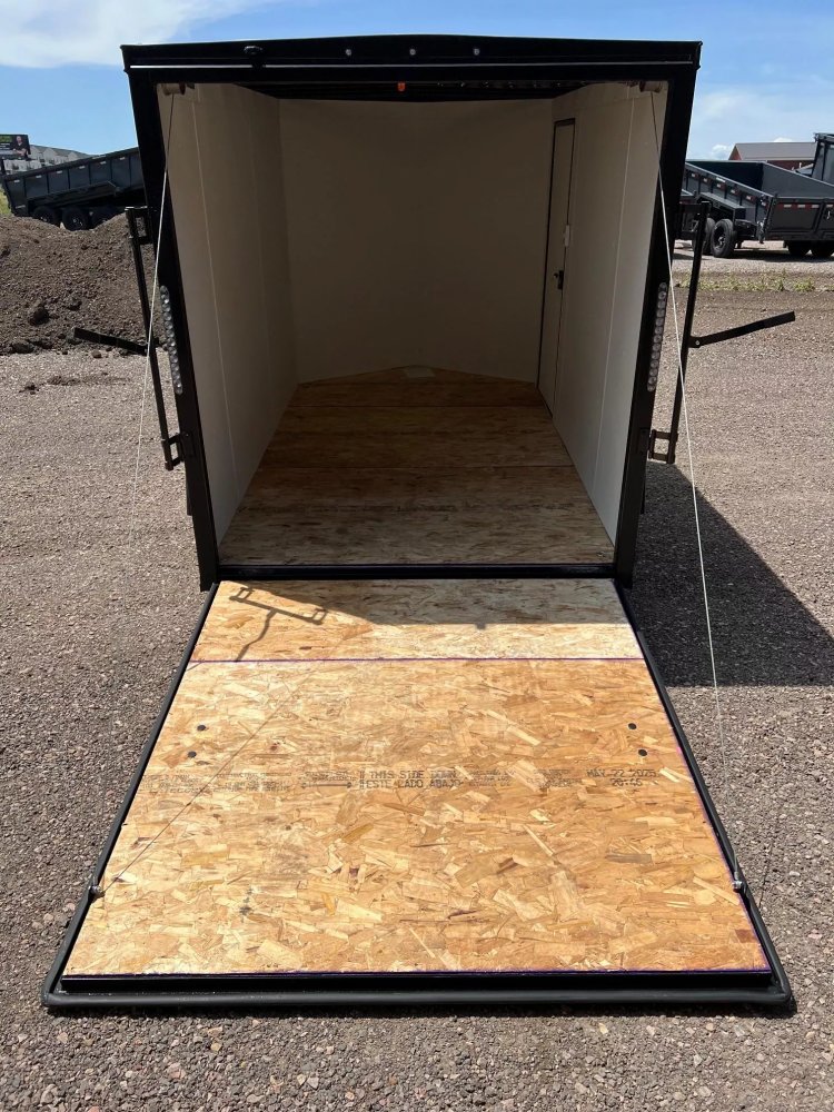 x AERO Enclosed Cargo