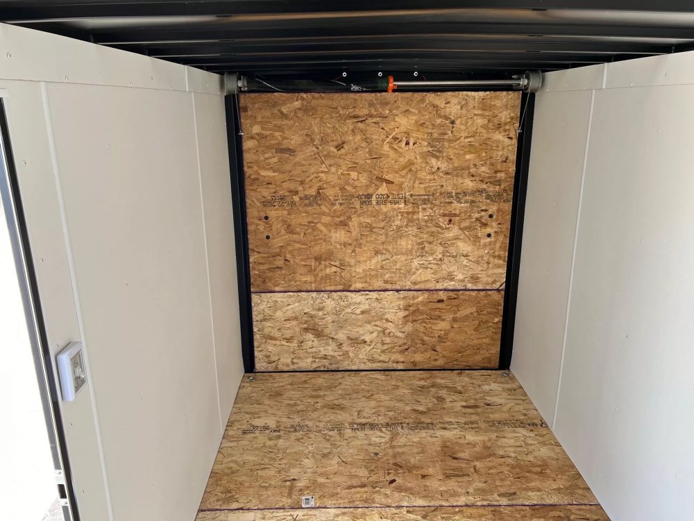 x AERO Enclosed Cargo