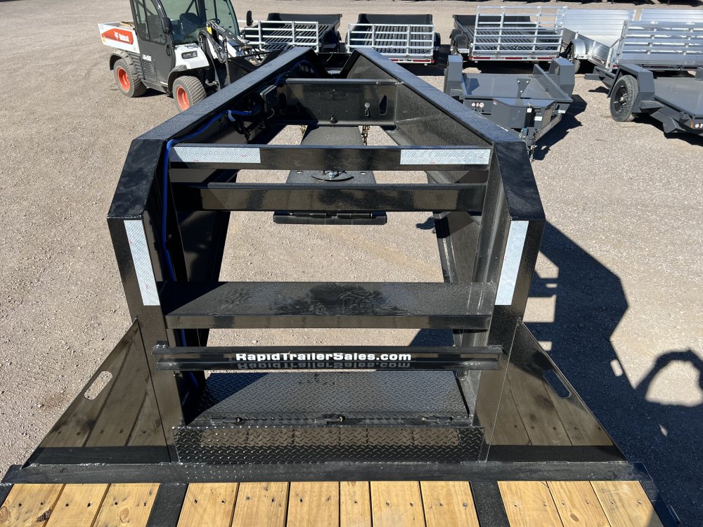 102"x32' Load Trail Equipment