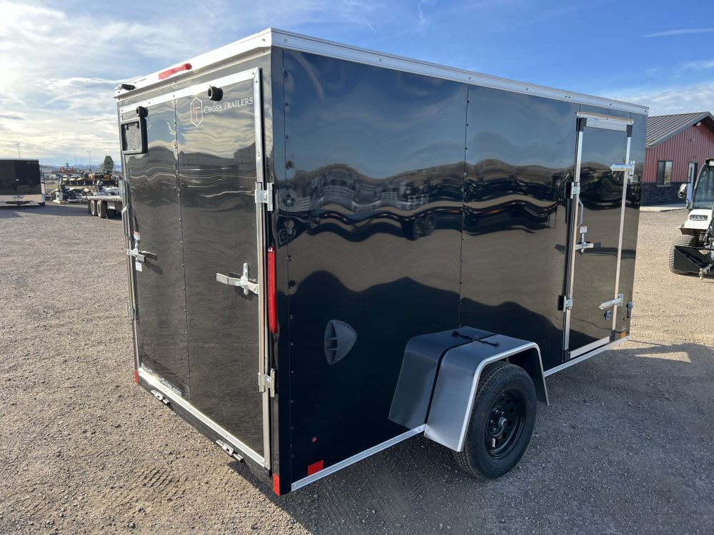 6'x12' Cross Enclosed Cargo