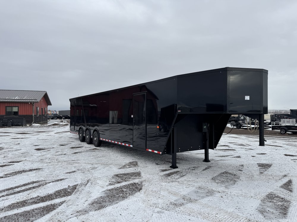 8.5'x40' AERO Enclosed Cargo