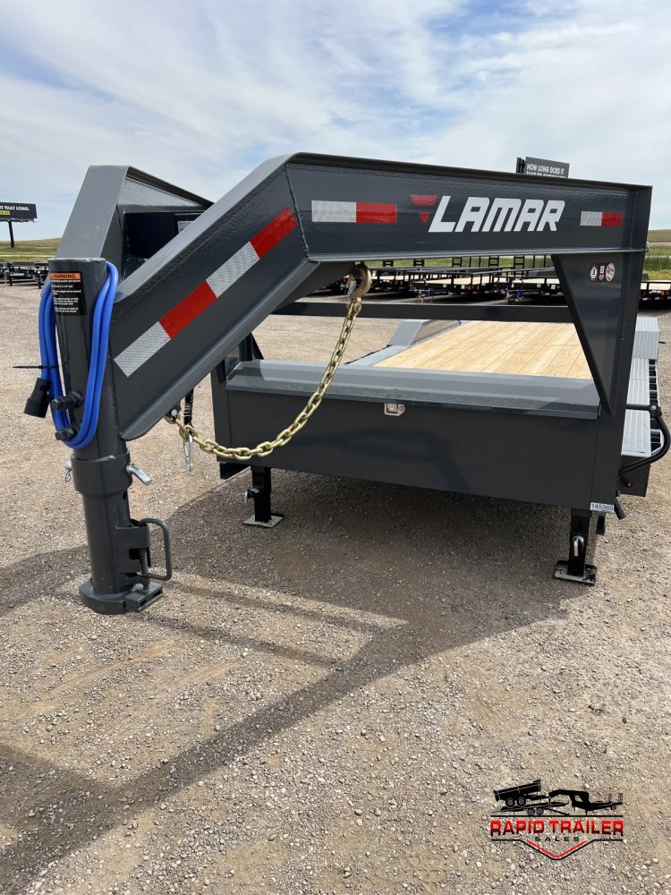 102"x24' Lamar Trailers Equipment