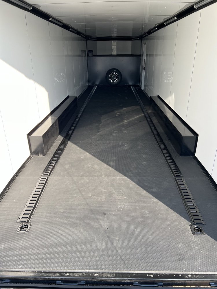8.5'x40' AERO Enclosed Cargo