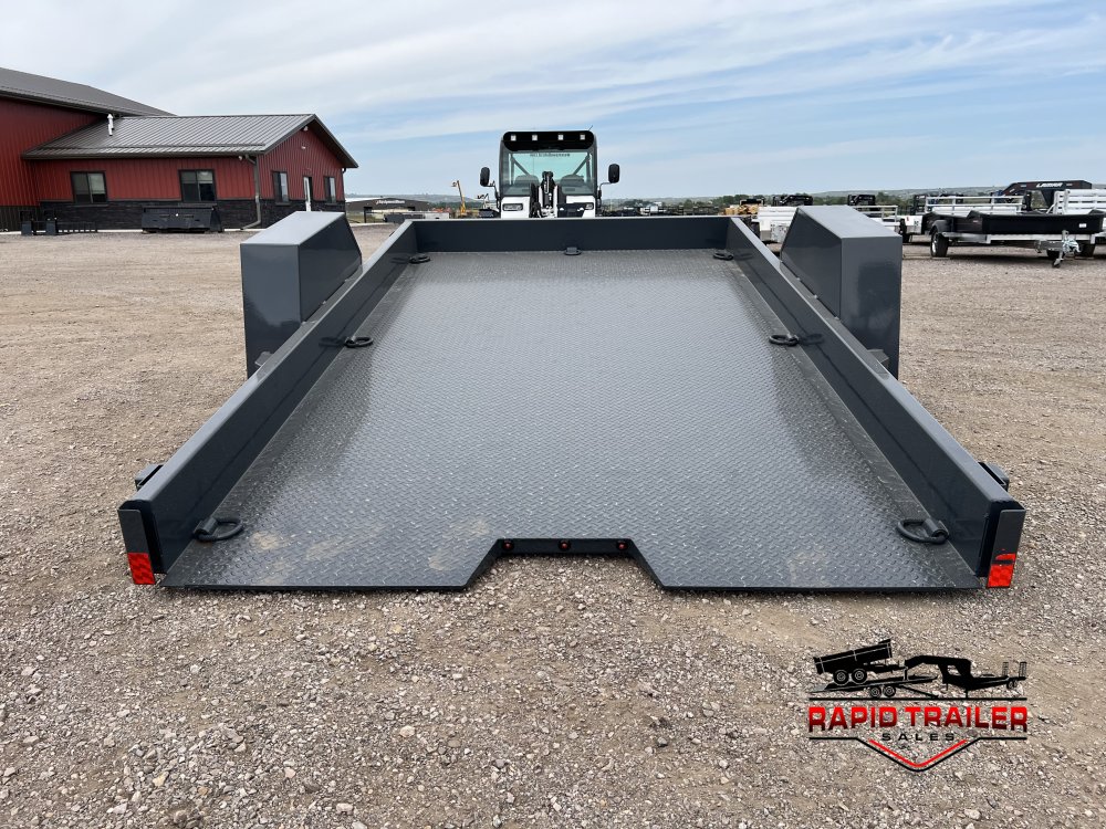79"x12' Lamar Trailers Equipment