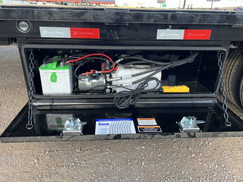 102"x32' Load Trail Equipment