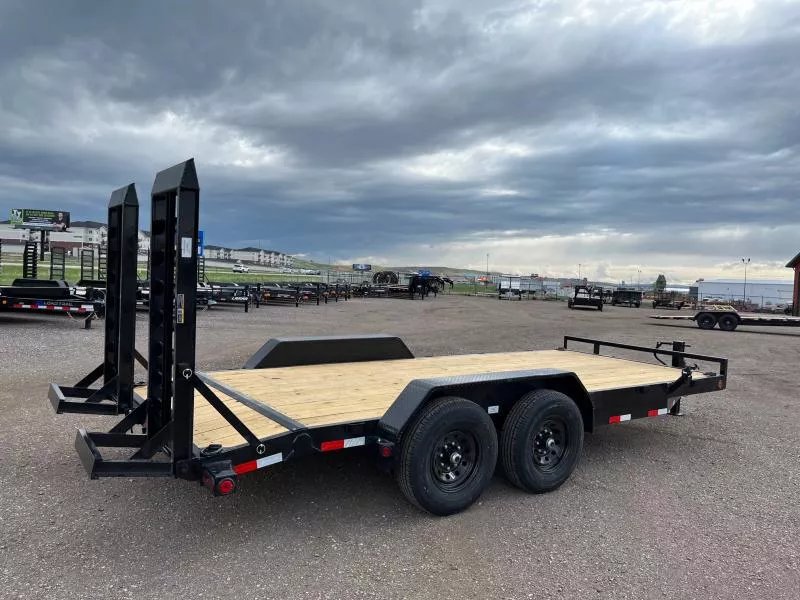 x Load Trail Equipment