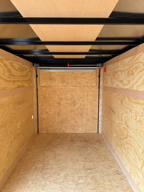 6'x12' Cross Enclosed Cargo