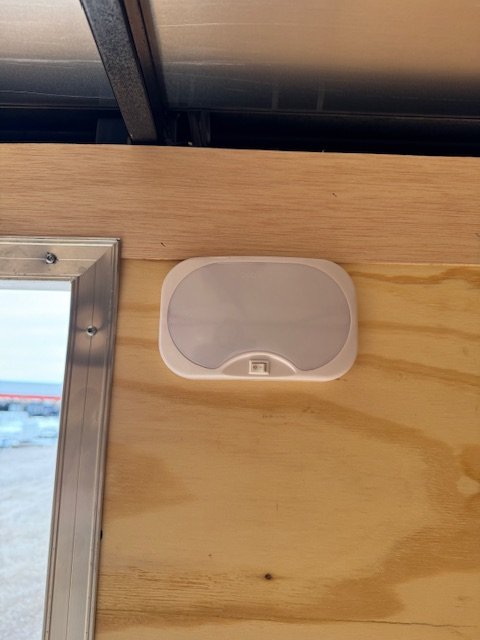 6'x12' Cross Enclosed Cargo