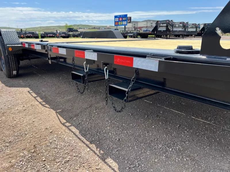 x Load Trail Equipment