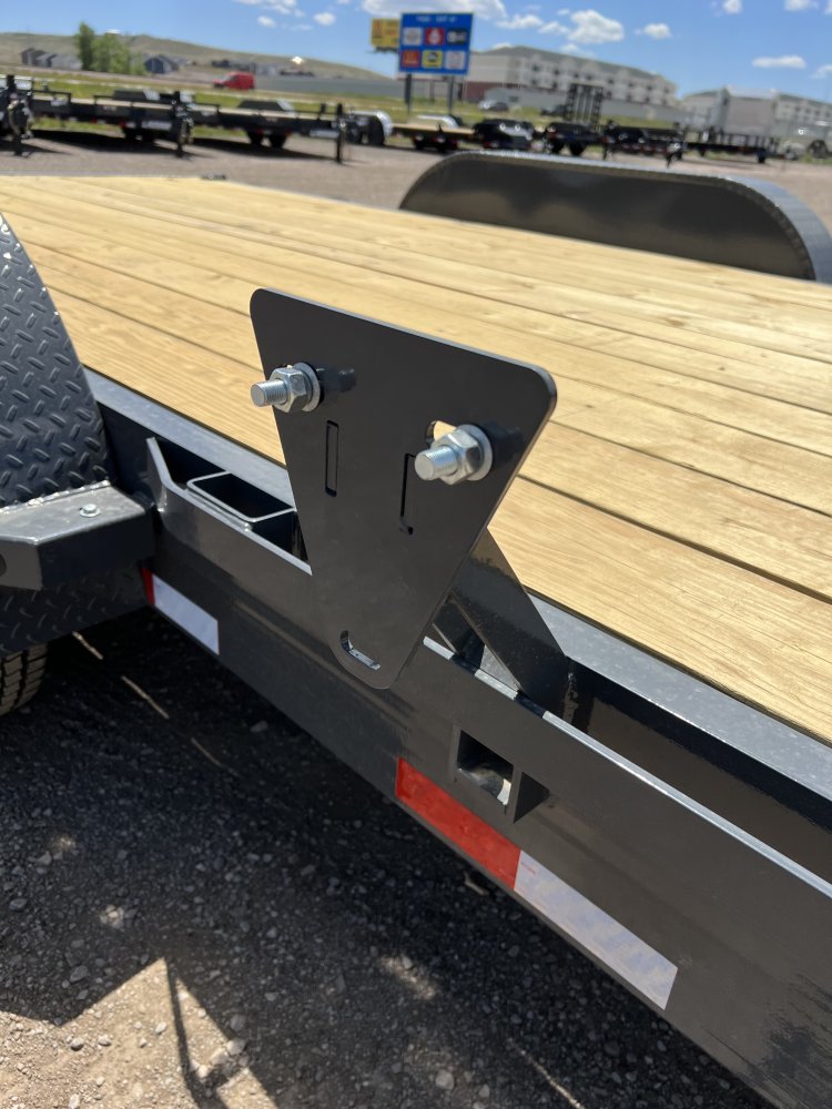 83"x24' Lamar Equipment