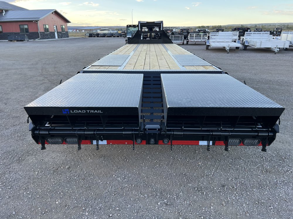 102"x32' Load Trail Equipment