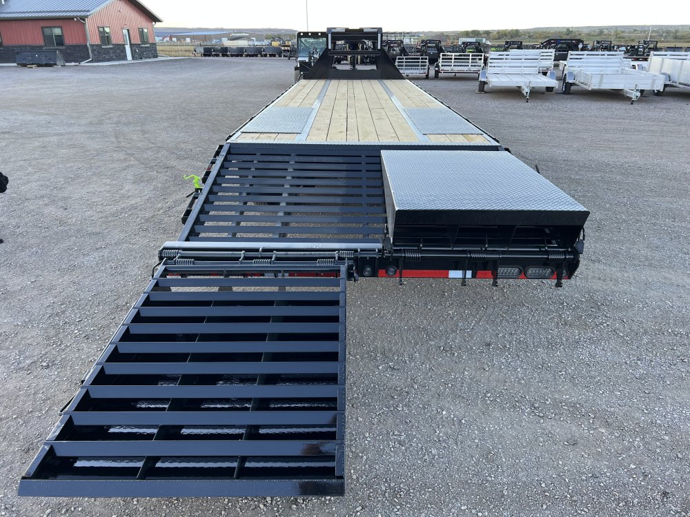 102"x32' Load Trail Equipment