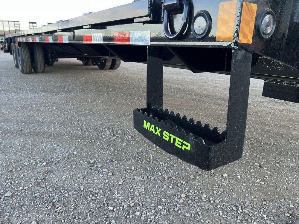 102"x32' Load Trail Equipment