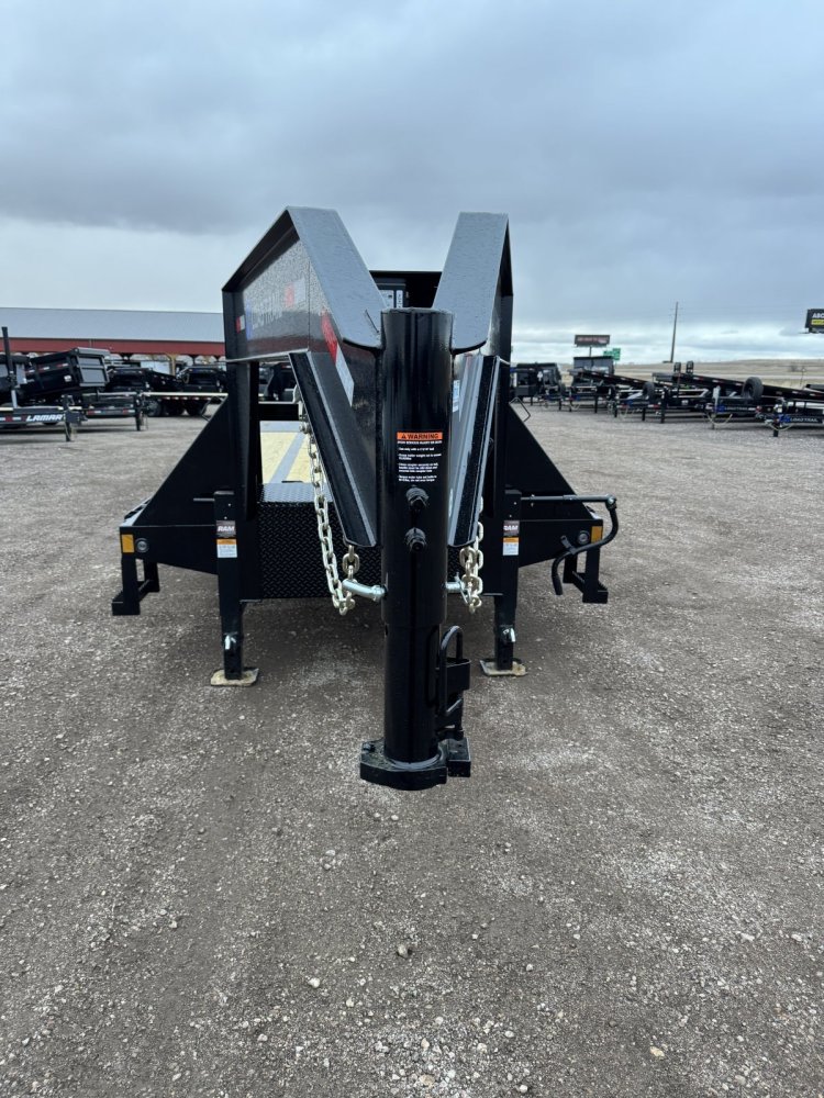 102"x32' Load Trail Equipment