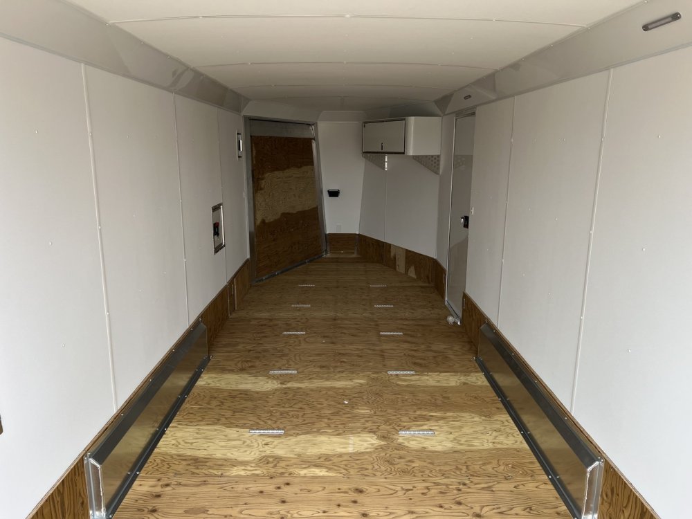 7.5'x23' NEO Enclosed Cargo