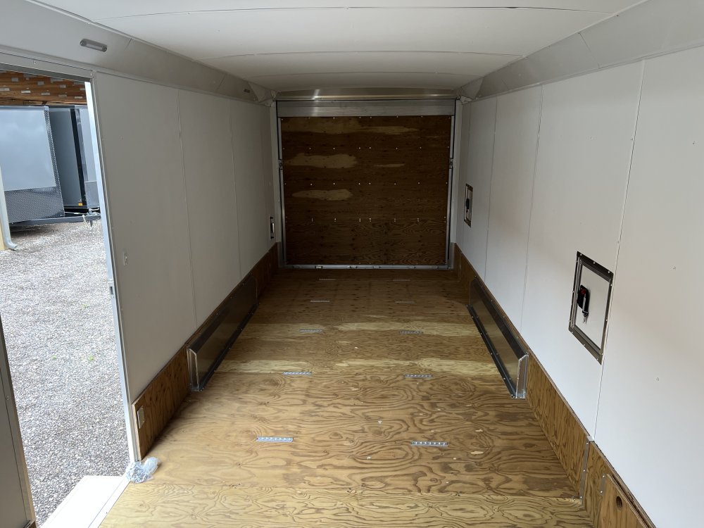 7.5'x23' NEO Enclosed Cargo