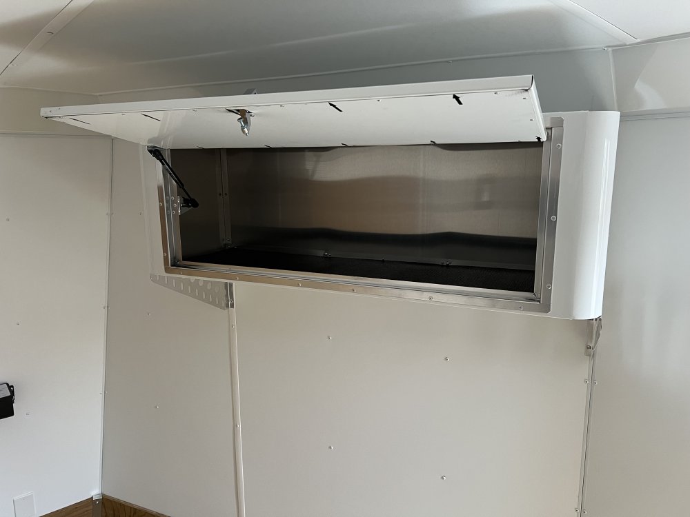 7.5'x23' NEO Enclosed Cargo