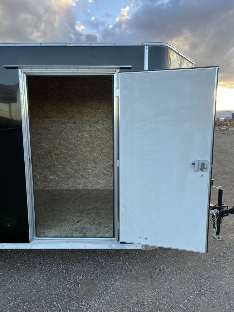 6'x12' R & M Mfg. Inc Enclosed Cargo