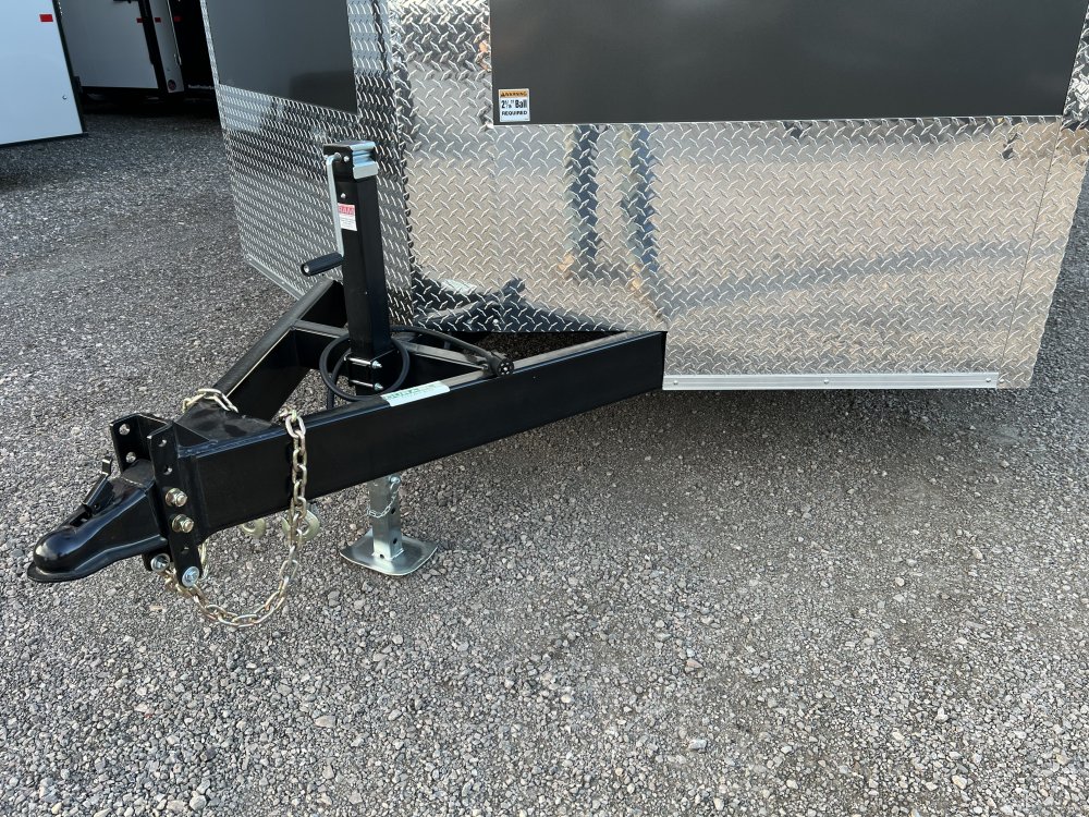 2027 AERO photo 2