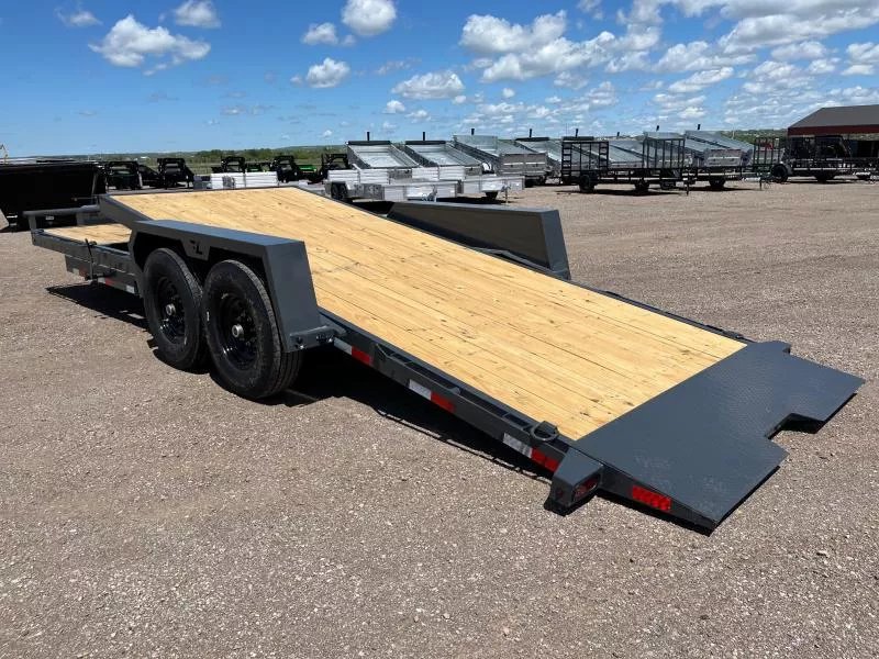 x Lamar Trailers Equipment