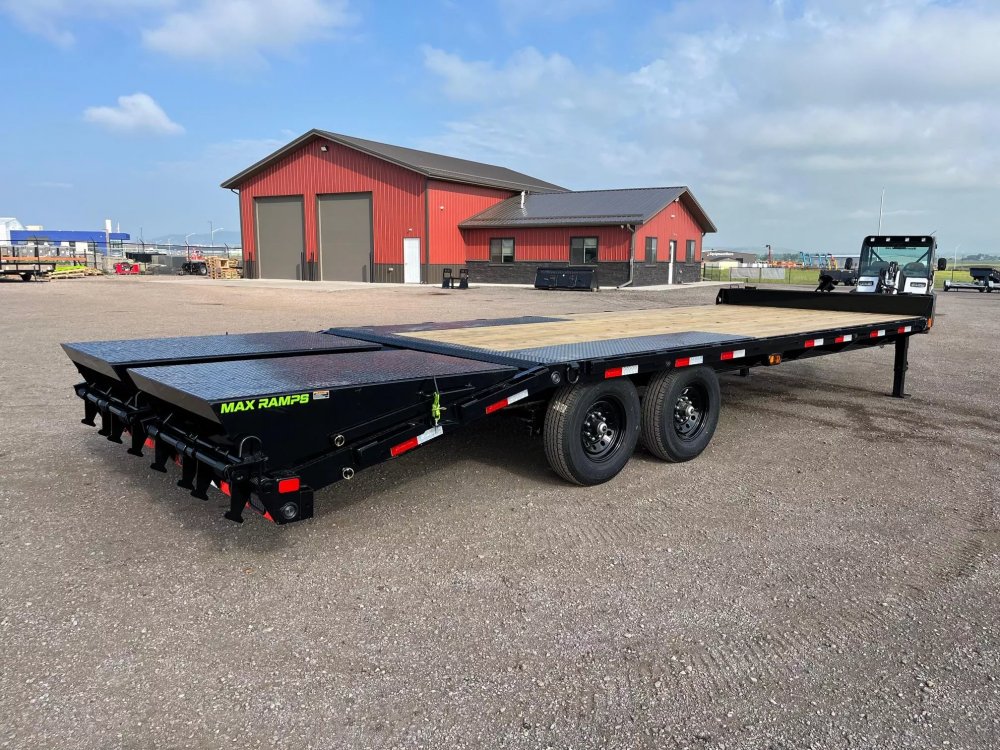 x Load Trail Equipment