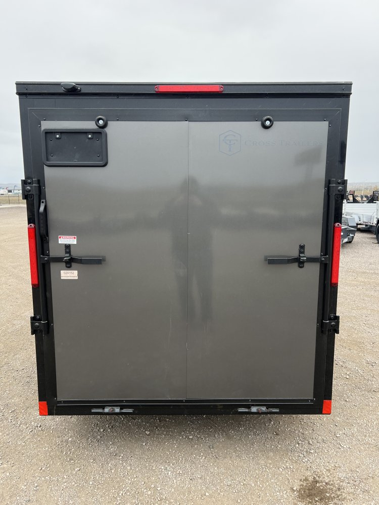 6'x10' Cross Enclosed Cargo