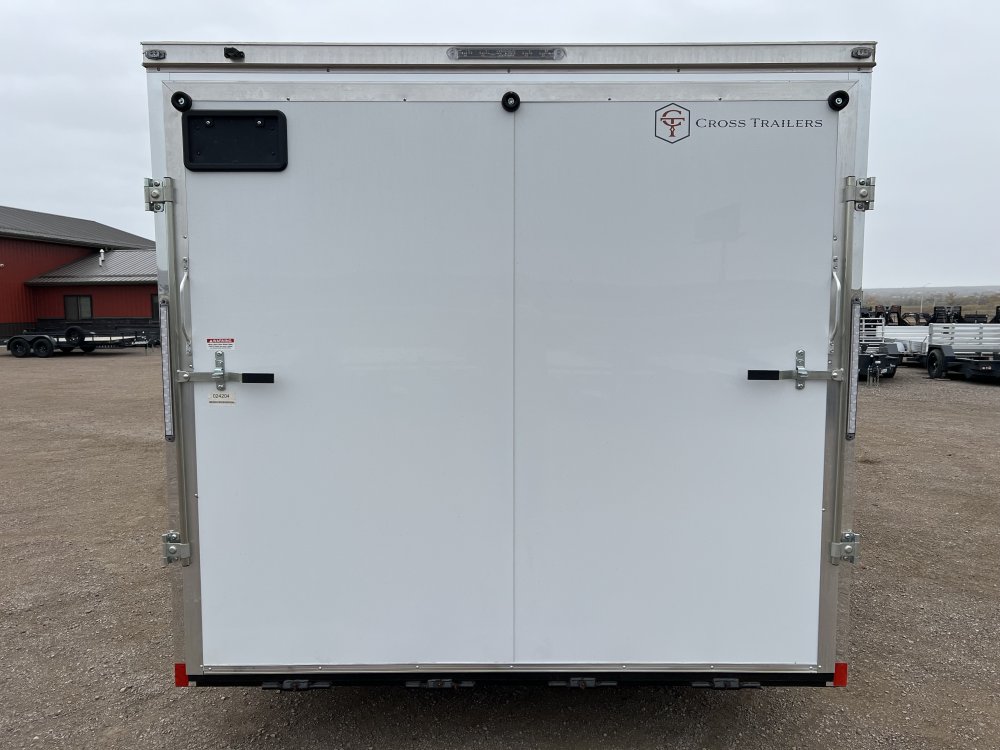 8.5'x20' Cross Enclosed Cargo