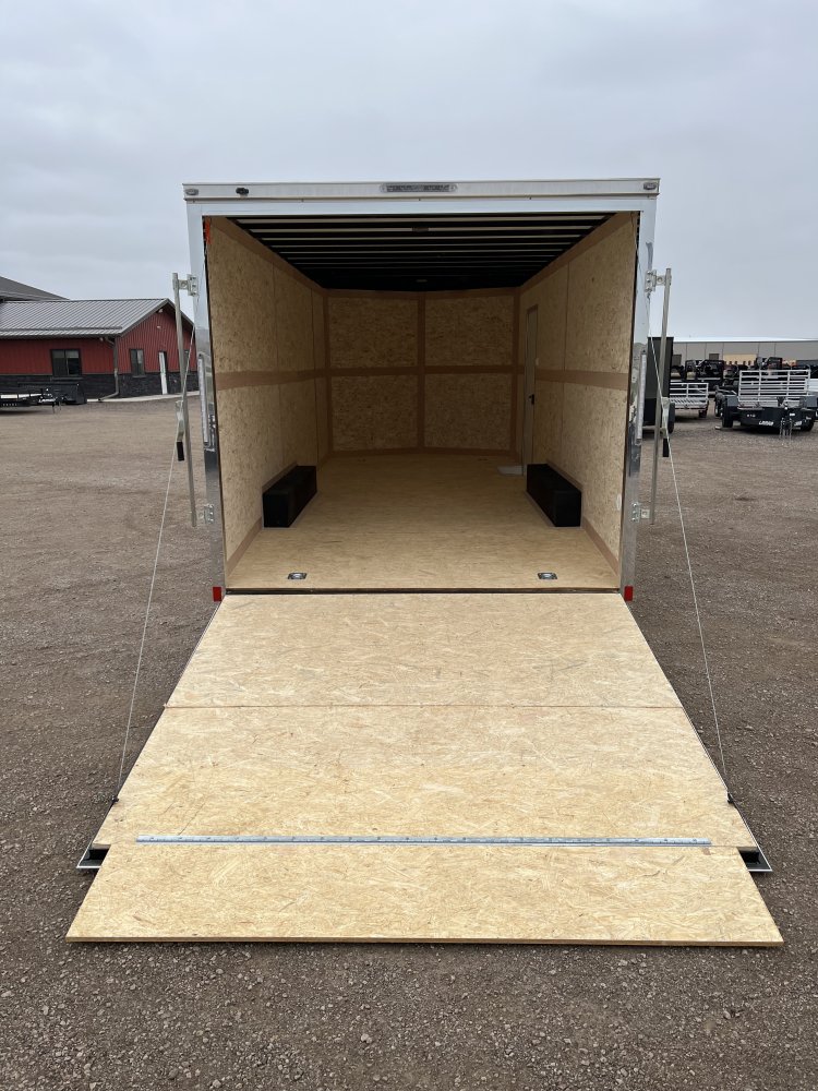 8.5'x20' Cross Enclosed Cargo
