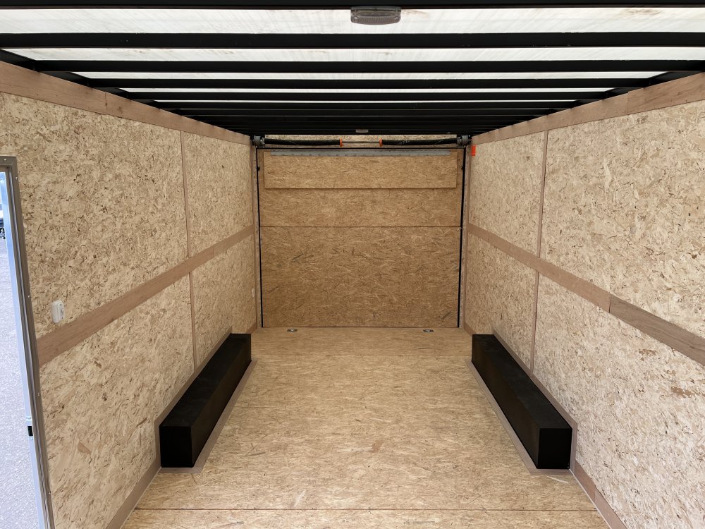8.5'x20' Cross Enclosed Cargo