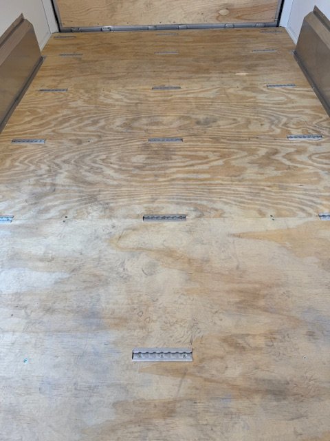 7.5'x12' NEO Enclosed Cargo