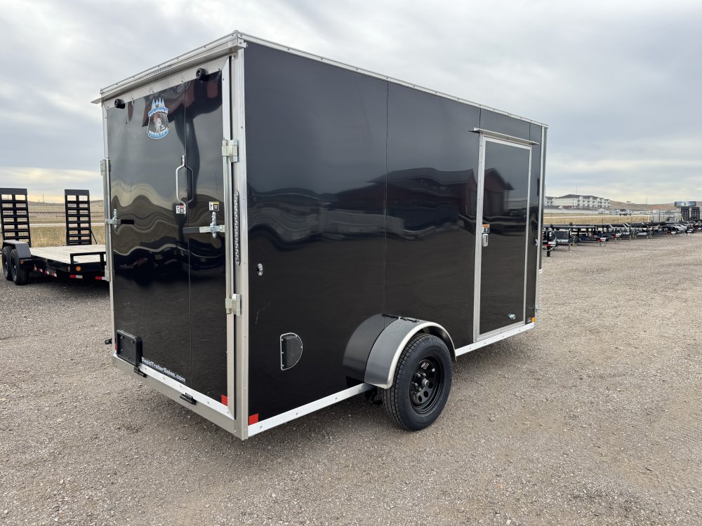 6'x12' R & M Mfg. Inc Enclosed Cargo