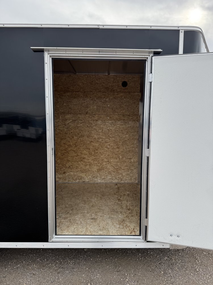 6'x12' R & M Mfg. Inc Enclosed Cargo