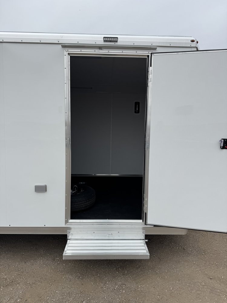 8.5'x24' NEO Enclosed Cargo