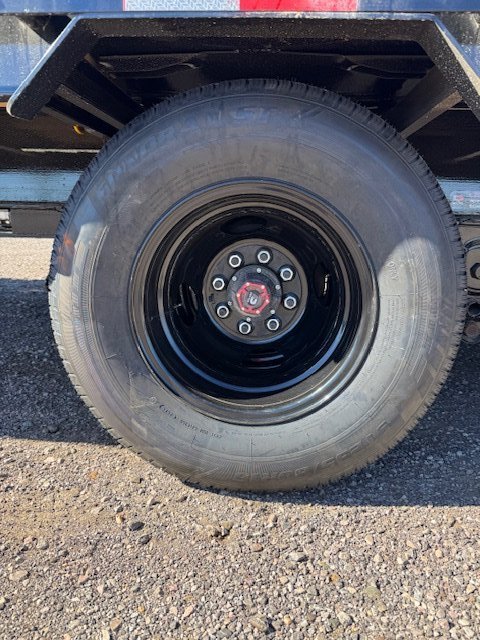 102"x40' Load Trail Equipment