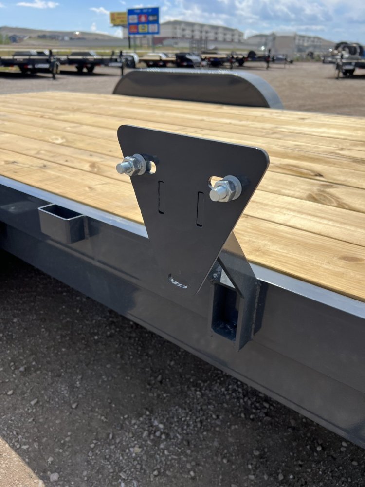 83"x20' Lamar Equipment