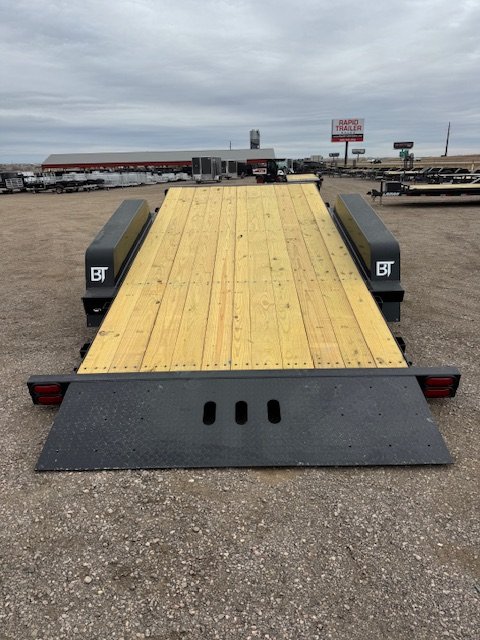83"x22' Behnke Equipment