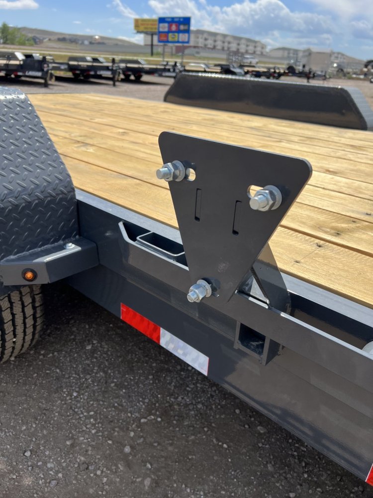 83"x22' Lamar Equipment