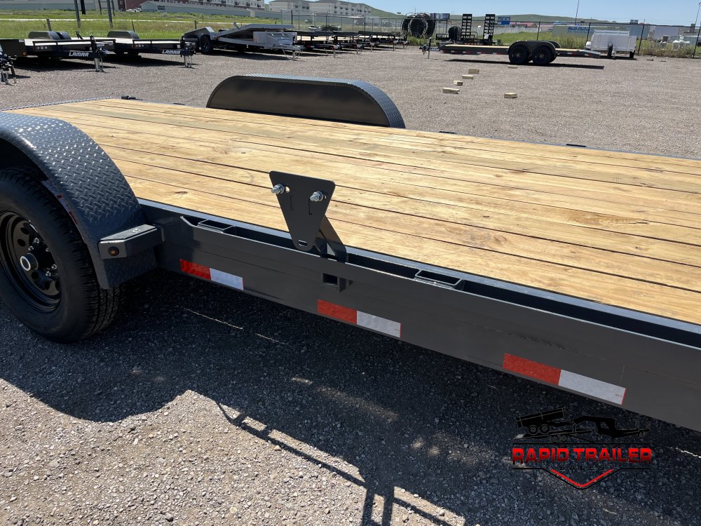 83"x22' Lamar Trailers Equipment