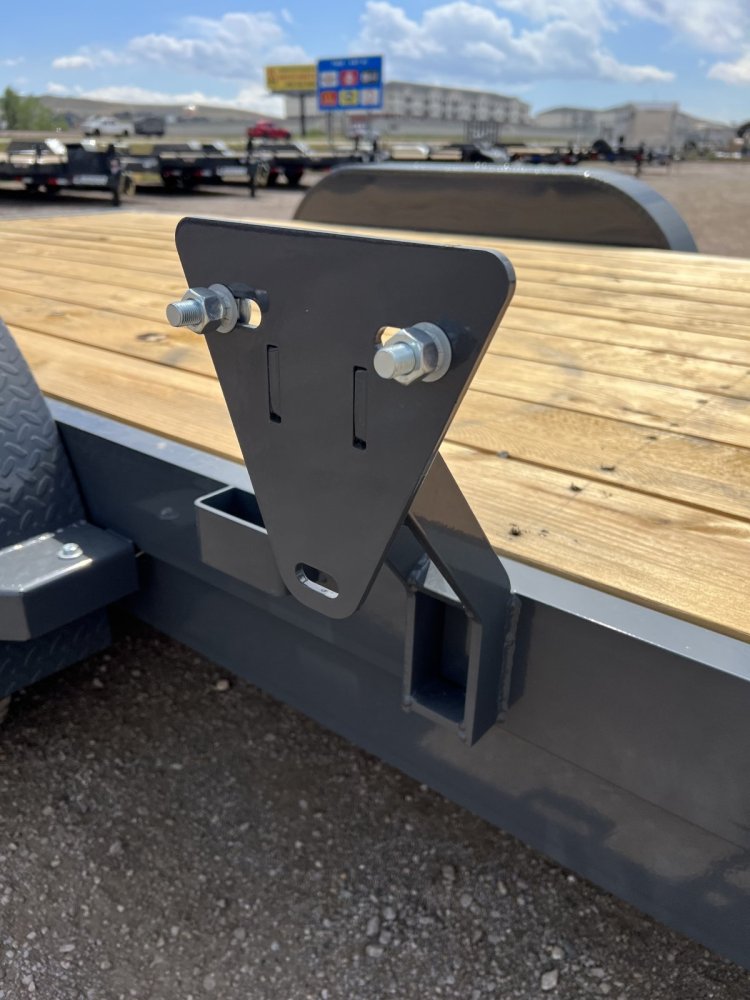 83"x22' Lamar Equipment