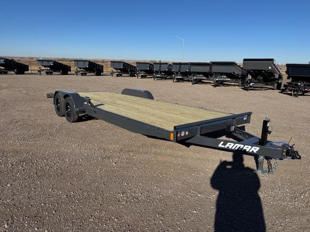x Lamar Trailers Equipment
