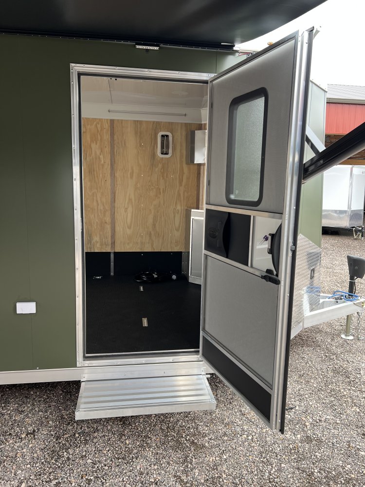 8.5'x20' NEO Enclosed Cargo