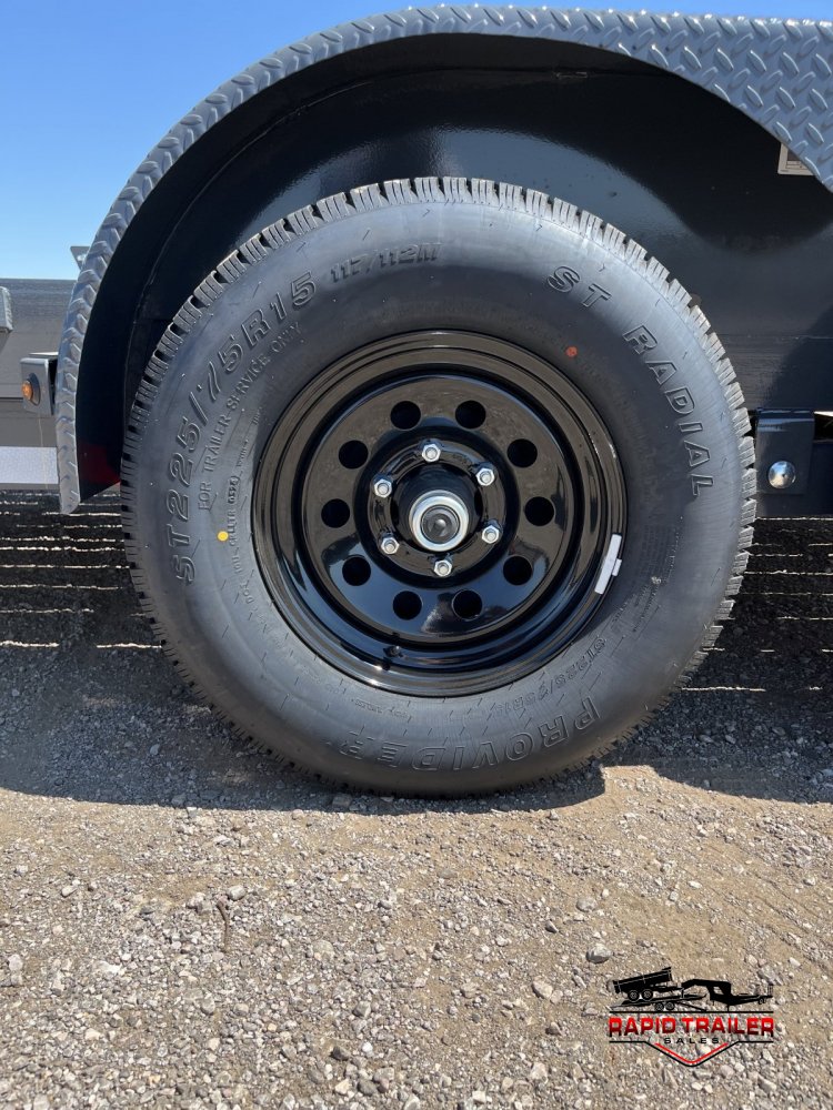 83"x24' Lamar Trailers Equipment