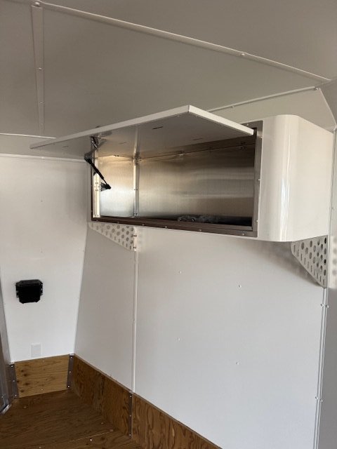 7.5'x23' NEO Trailers Enclosed Cargo