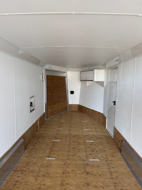 7.5'x23' NEO Trailers Enclosed Cargo