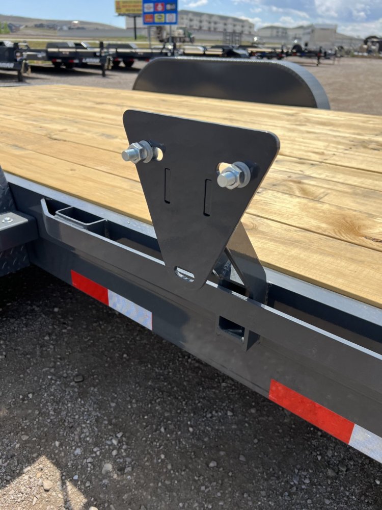 83"x22' Lamar Equipment