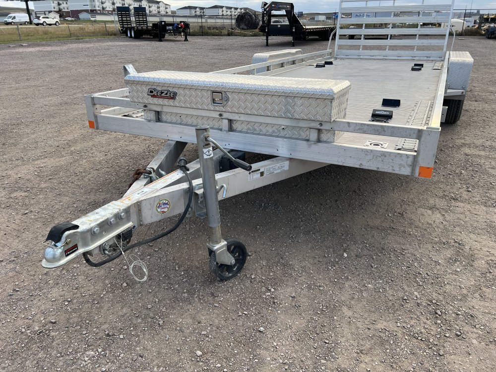 2021 BEAR TRACK 81X20 7K ALUMINUM UTILITY TRAILER
