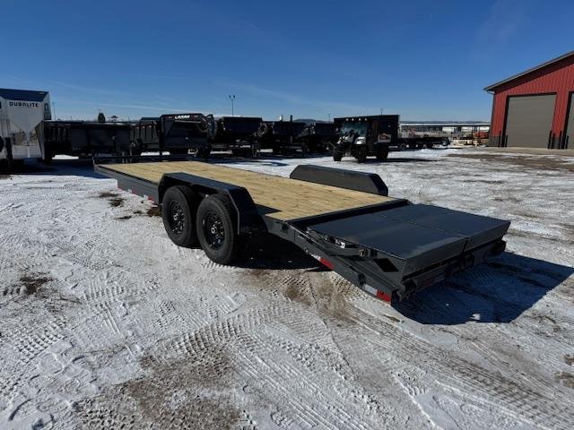 x Lamar Trailers Equipment