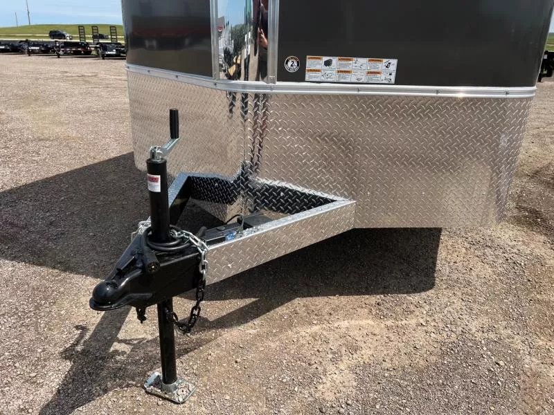 x R & M Mfg. Inc Enclosed Cargo