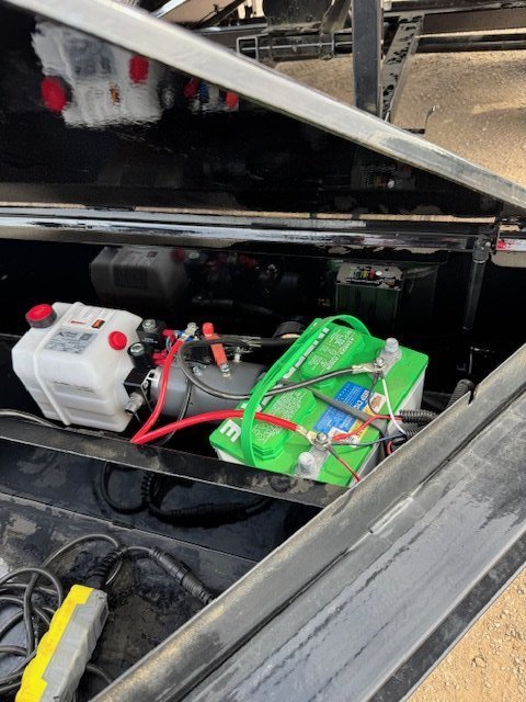 83"x14' Load Trail Dump